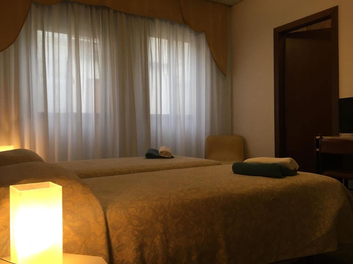 Hotel Centrale Este Eksteriør billede