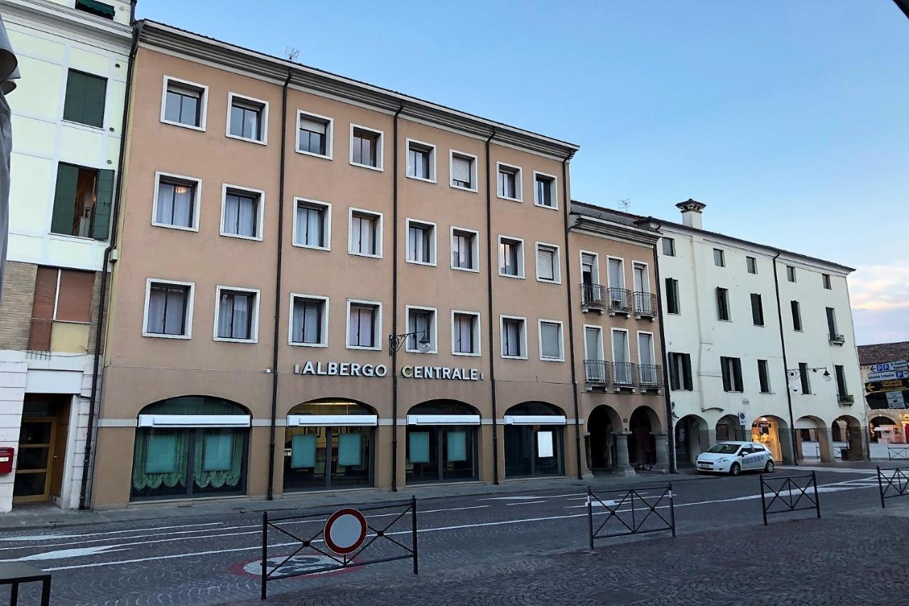 Hotel Centrale Este Eksteriør billede
