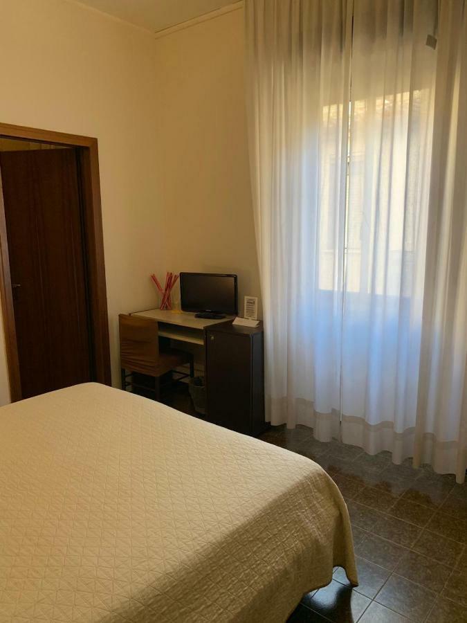 Hotel Centrale Este Eksteriør billede