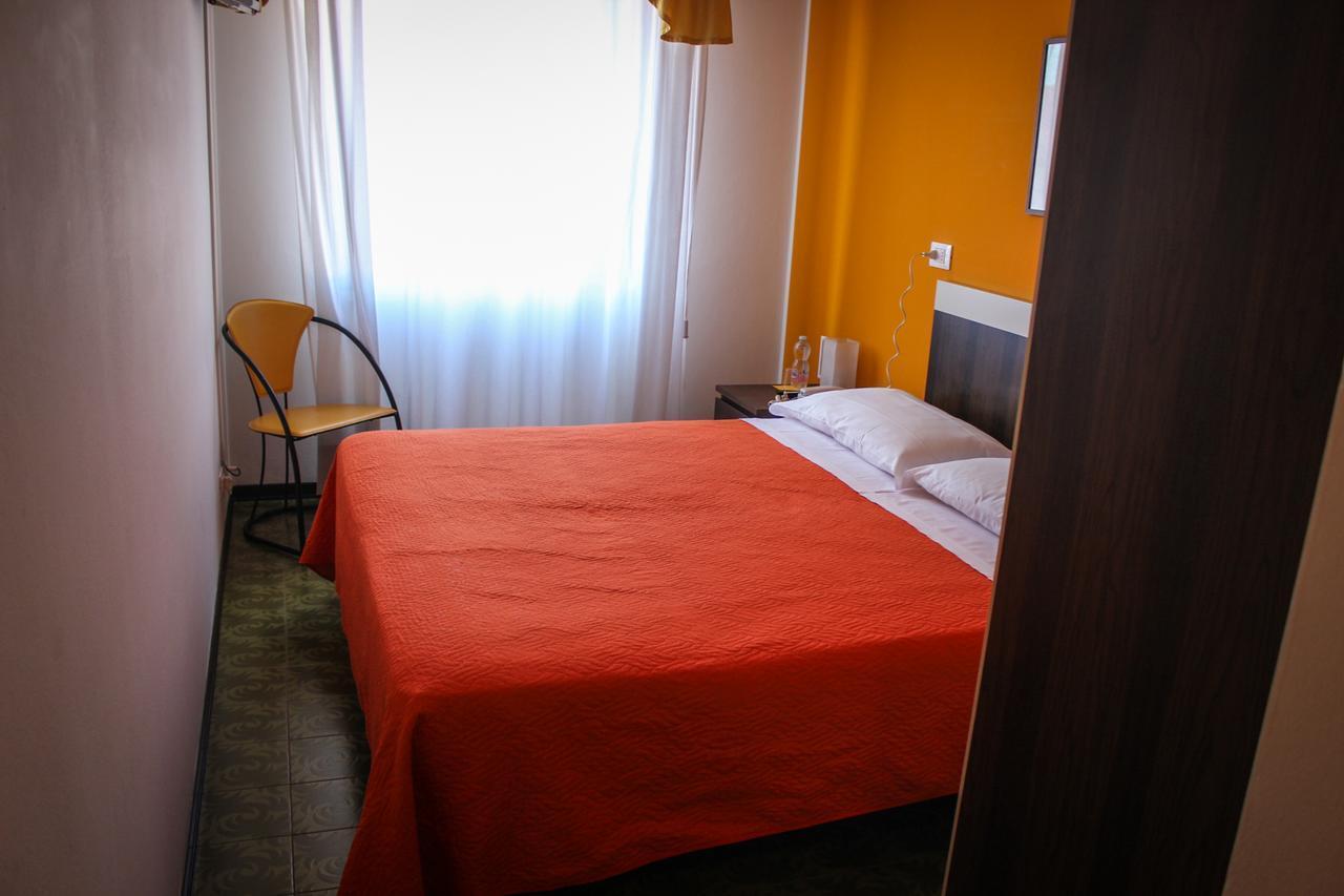 Hotel Centrale Este Eksteriør billede