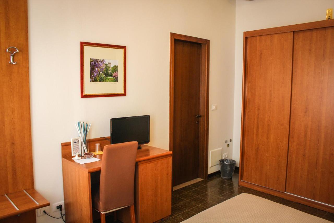 Hotel Centrale Este Eksteriør billede